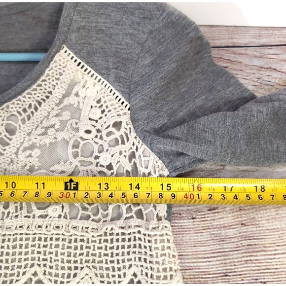 Eyeshadow Brand Women's SMALL Ivory Lace Crochet Top, Gray Long Sleeve Tee Boho - Picture 6 of 14